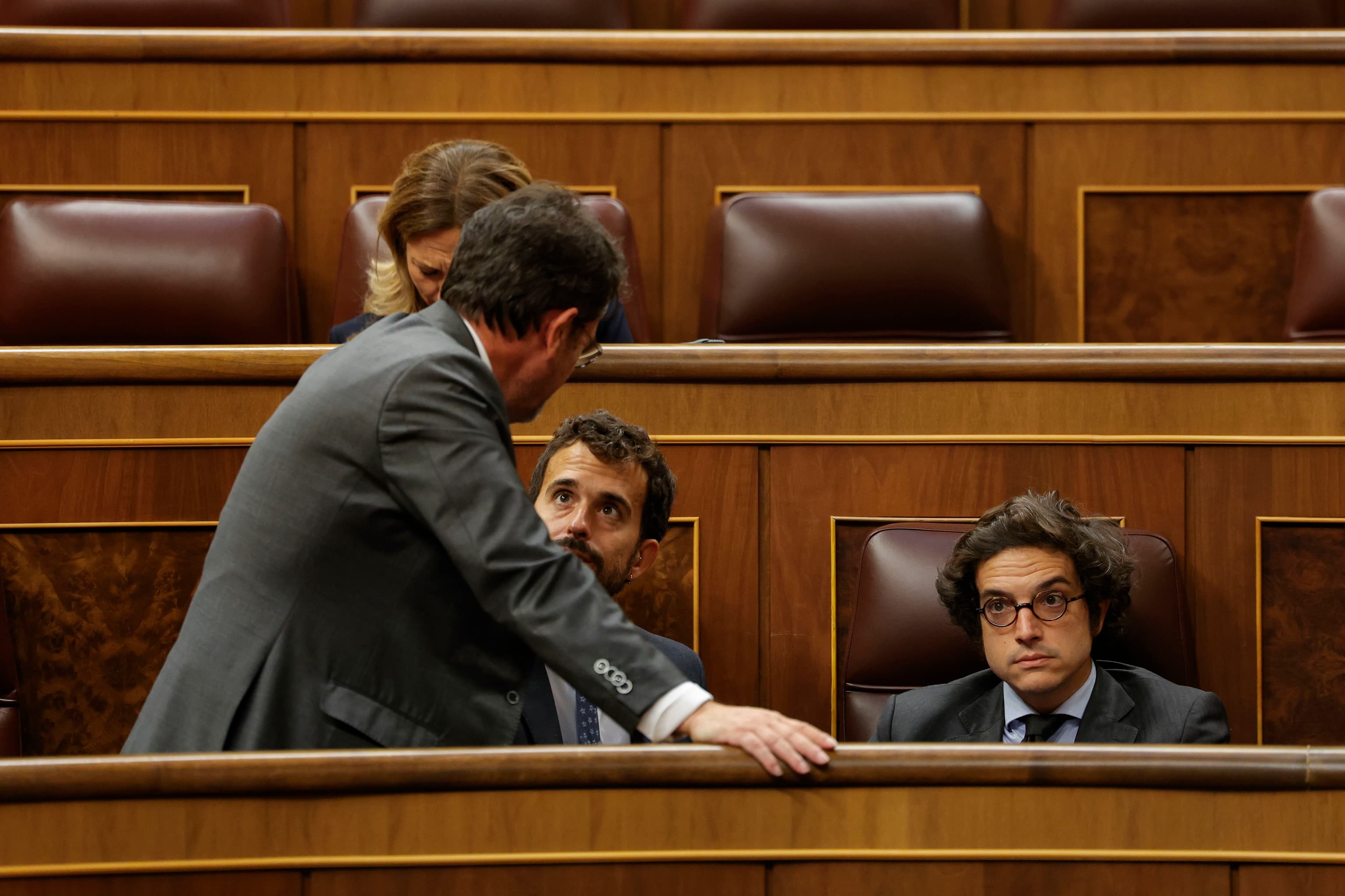 Portavoz Económico de Vox Expone Propuestas sobre Vivienda a Directivos del Ibex
