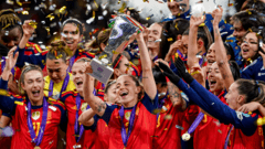 Desempeño del Fútbol Español: Dieciséis Títulos Internacionales en Cinco Años