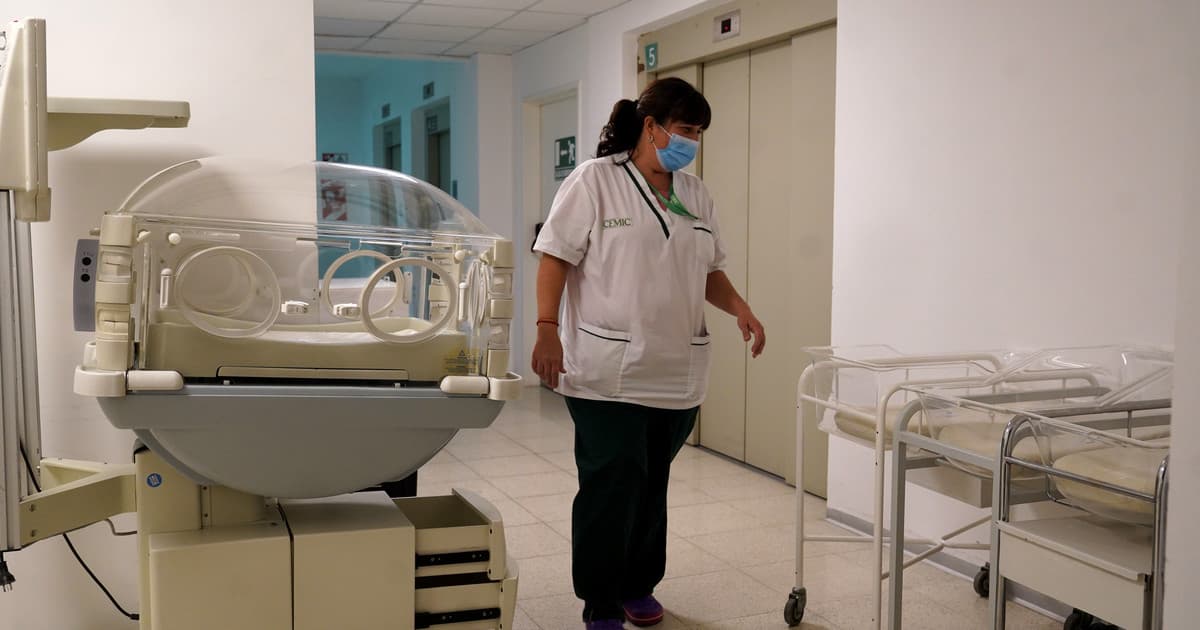 El Silencio de las Cunas: La Crisis Natal que Redefine el Futuro de la Salud en Argentina