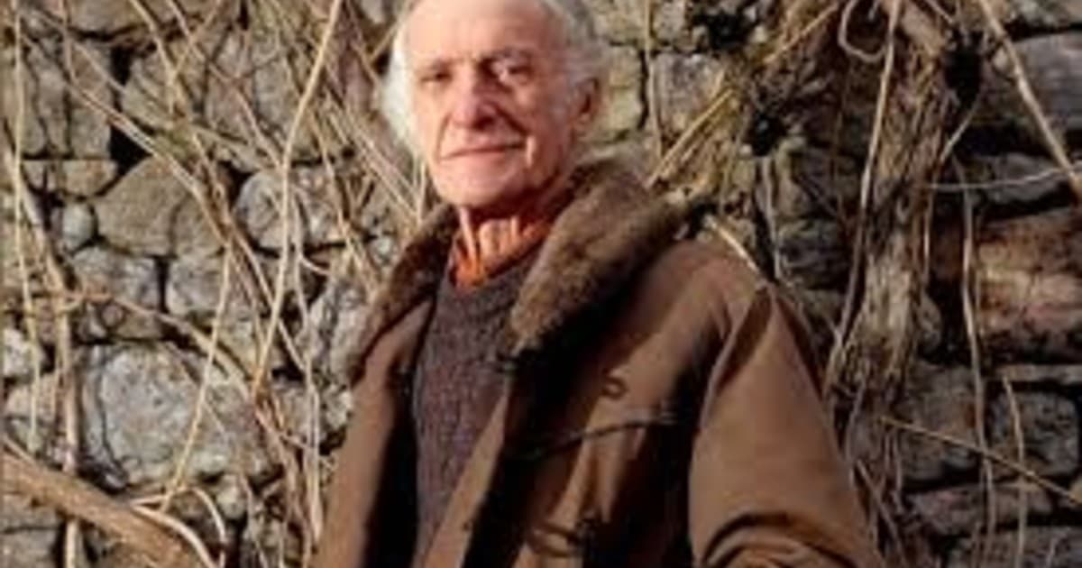 Tras las Huellas de lo Efímero: La Profunda Mirada de Jacques Brosse sobre la Brevedad de la Vida