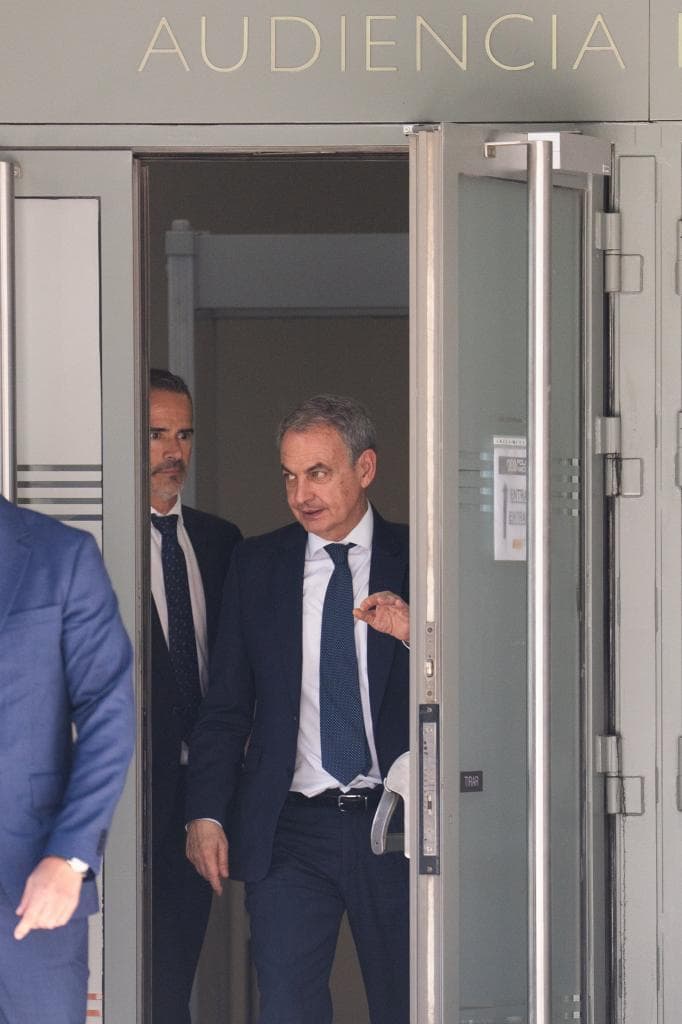 Contacto del expresidente José Luis Rodríguez Zapatero con Junts en el contexto de los decretos de vivienda