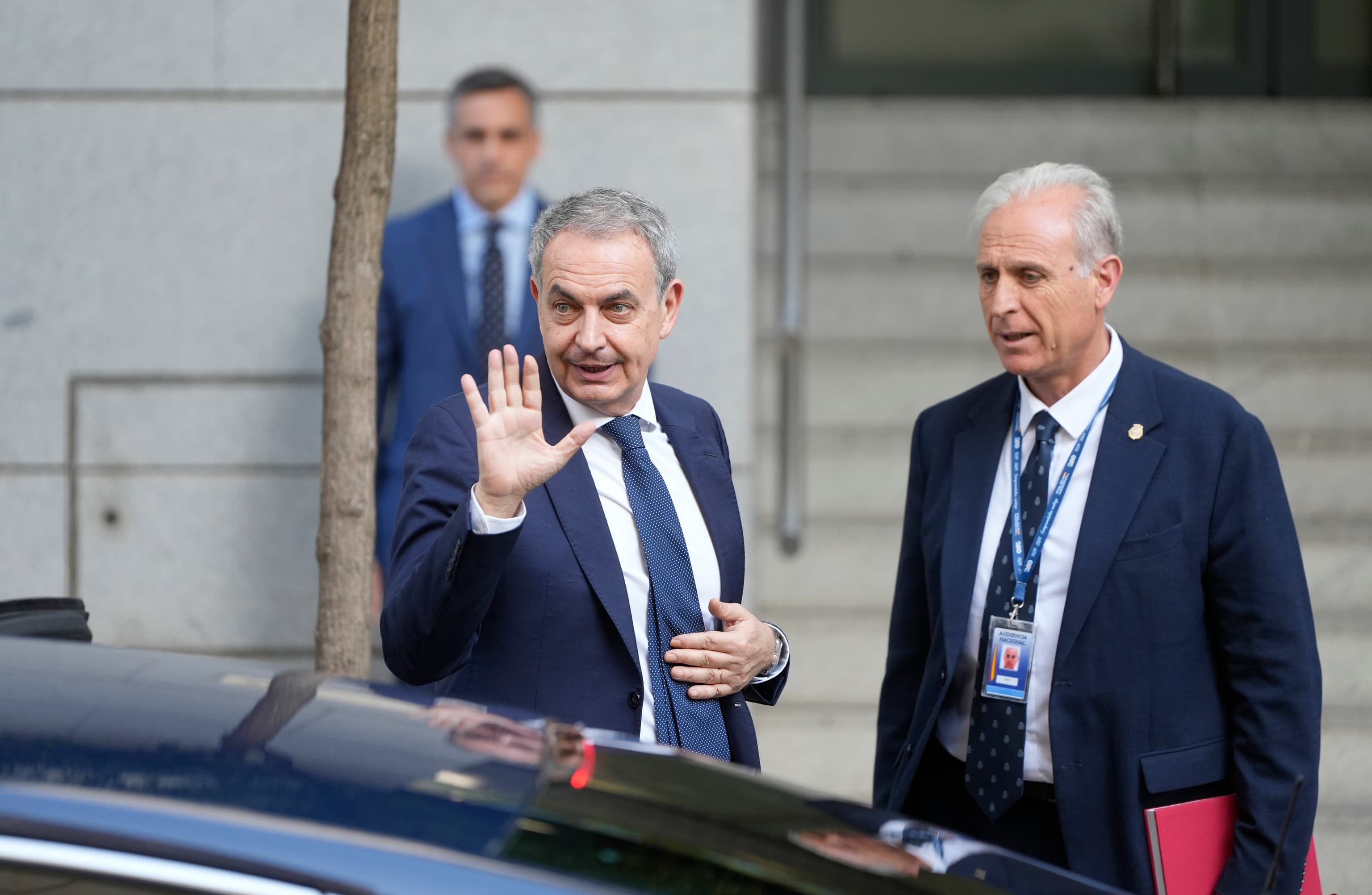 Análisis de Repercusiones en el Gobierno y el PSOE tras Novedades en el Caso Plus Ultra y Referencias al Caso Leire