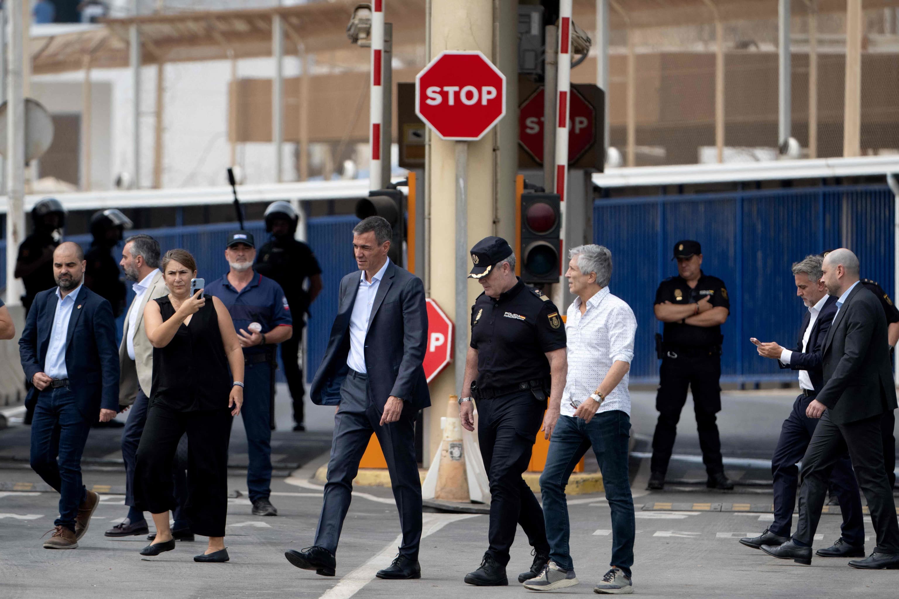 Miembros de la Policía Nacional expresan preocupación por la asignación de efectivos en Ceuta para la protección de cargos gubernamentales