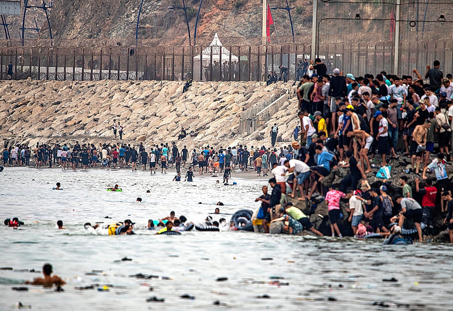 Resolución Judicial Establece Jurisdicción en Investigación sobre Incidente Migratorio en Ceuta