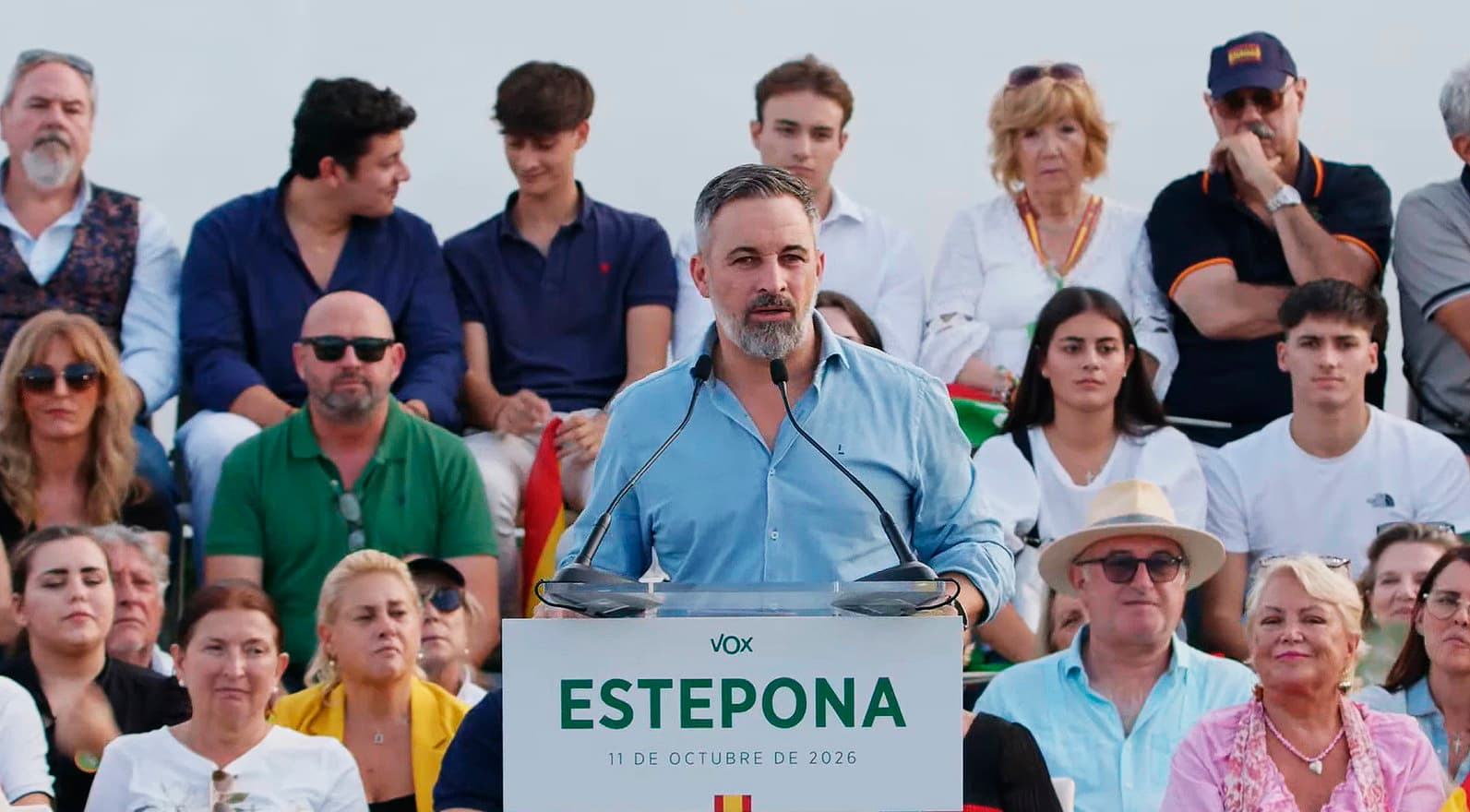 Abascal inicia precampaña en Estepona con señalamientos al gobierno y llamamientos al voto presencial