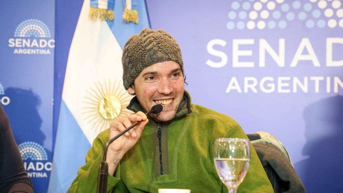Fotógrafo Pablo Grillo Recibe Diploma de Honor y Expone Obra en el Senado