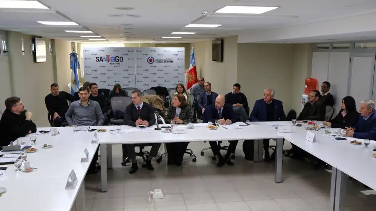 Ministros Provinciales Analizan Impacto de Medidas Presupuestarias Nacionales en Sistemas de Salud